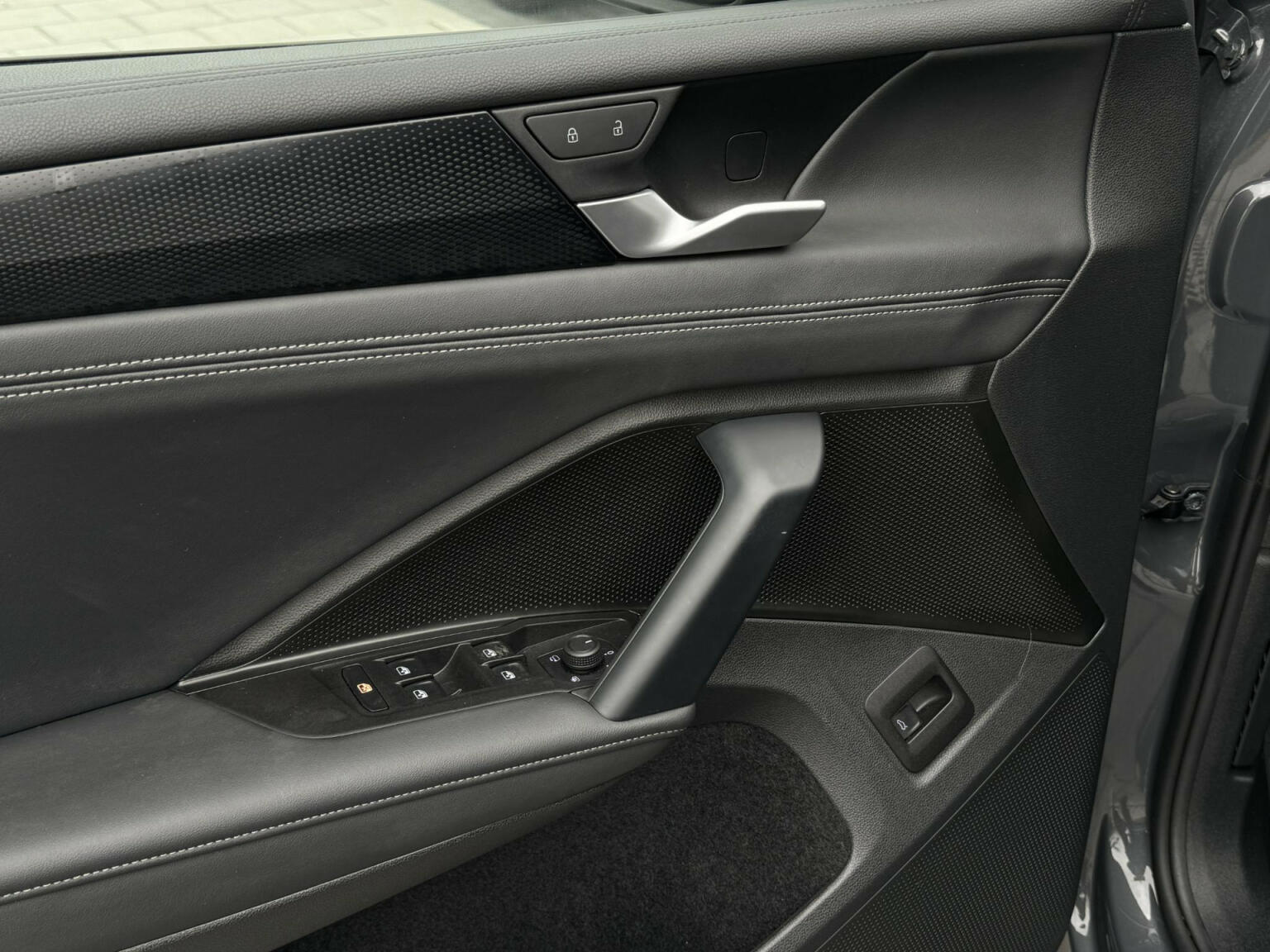 Volkswagen-Tiguan-11
