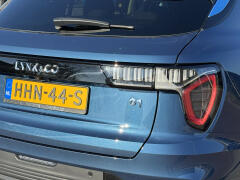 Lynk & Co-01-9