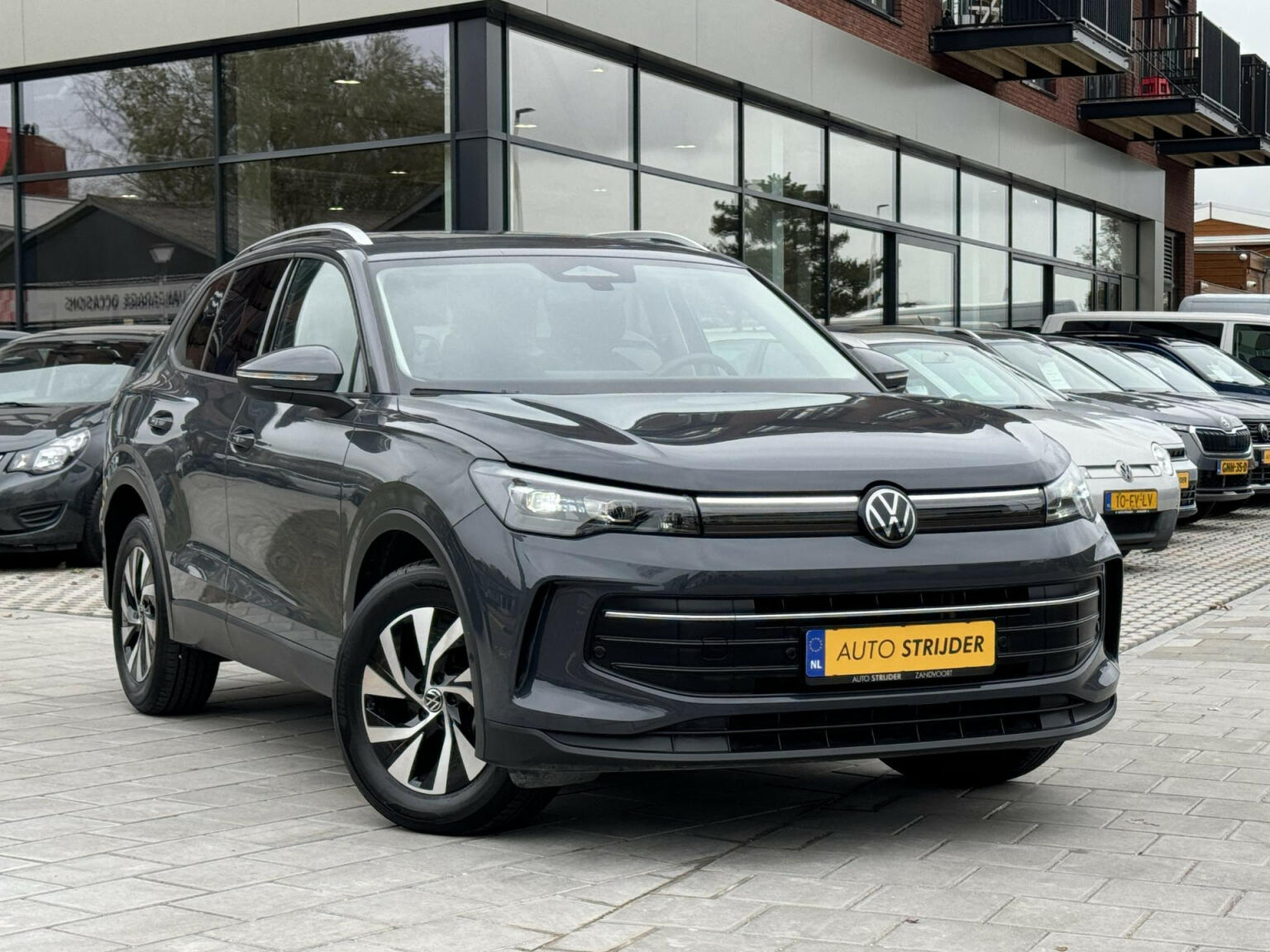 Volkswagen-Tiguan-52