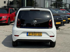 Volkswagen-e-Up!-19