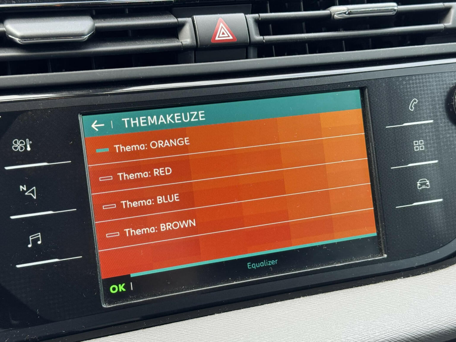 Citroën-Grand C4 Picasso-24