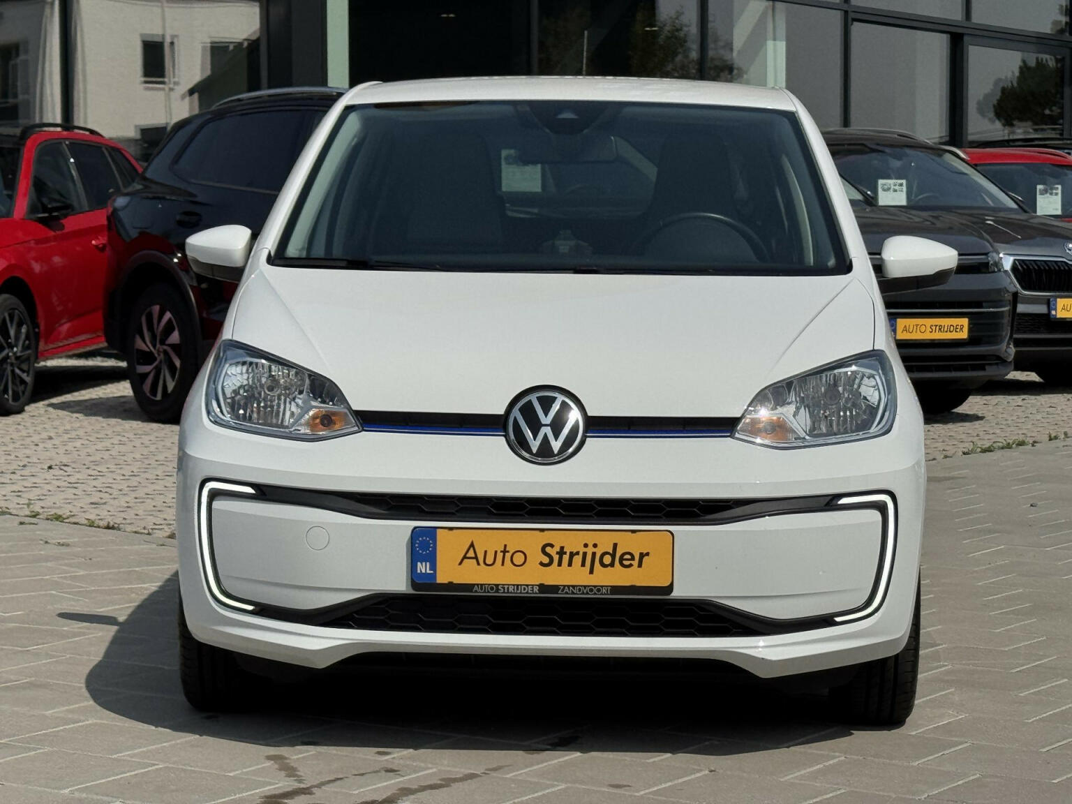 Volkswagen-e-Up!-18
