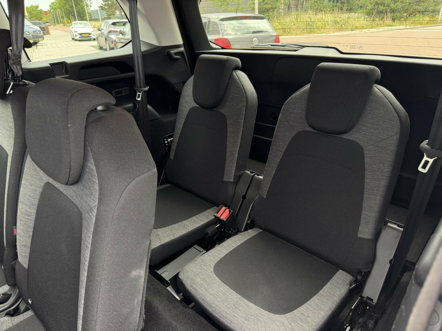 Citroën-Grand C4 Picasso-8