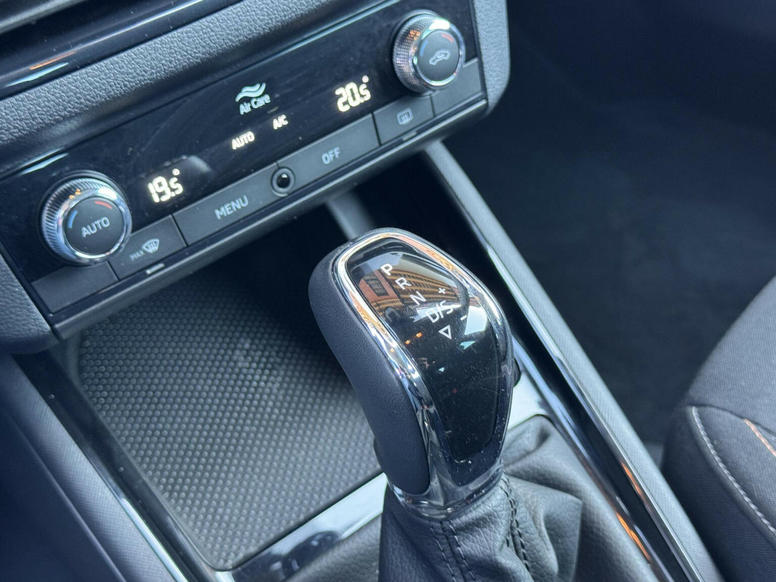 Škoda-Kamiq-18