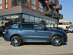 Lynk & Co-01-12